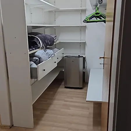 Gesamt Rheinhaus Vila *