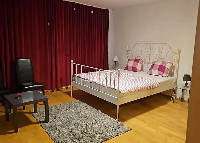 Gesamt Rheinhaus Villa