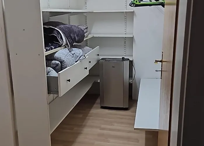 Gesamt Rheinhaus Vila *